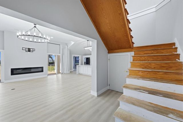 10218 46TH AVENUE W, Bradenton, FL 34210