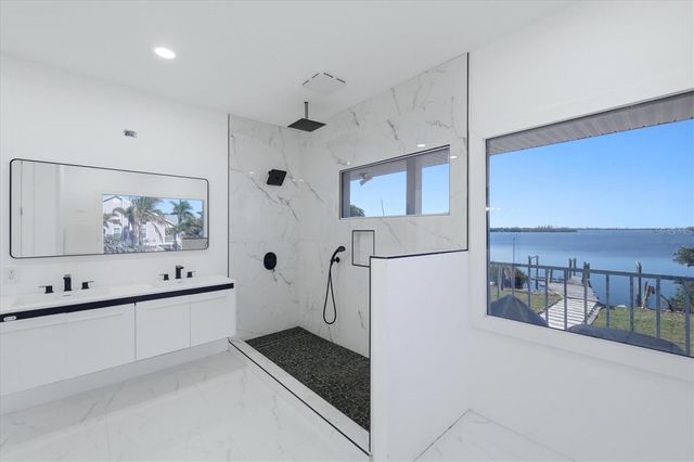 10218 46TH AVENUE W, Bradenton, FL 34210