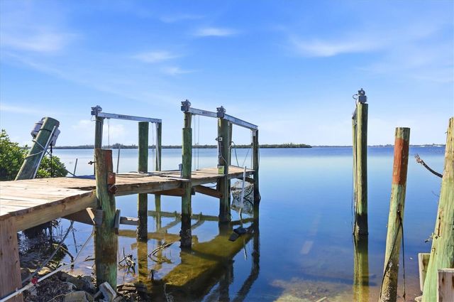 10218 46TH AVENUE W, Bradenton, FL 34210