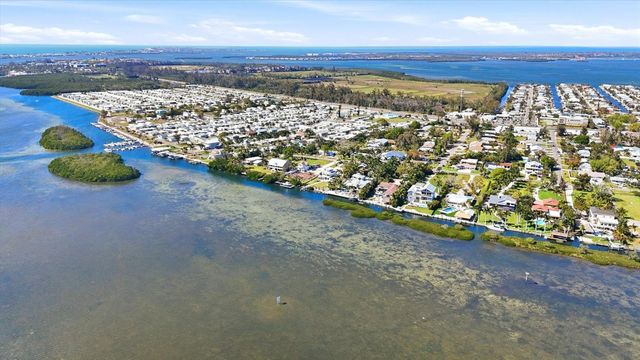 10218 46TH AVENUE W, Bradenton, FL 34210