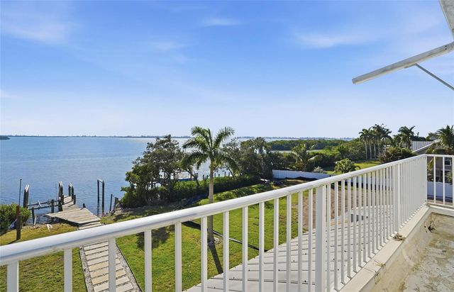 10218 46TH AVENUE W, Bradenton, FL 34210