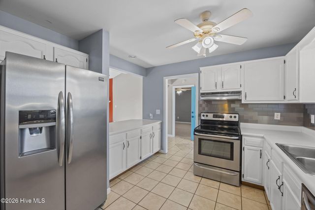 827 Roberts Road, Newport, NC 28570