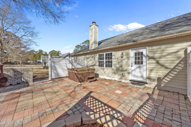 827 Roberts Road, Newport, NC 28570