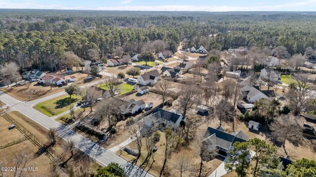 827 Roberts Road, Newport, NC 28570