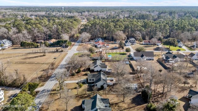 827 Roberts Road, Newport, NC 28570