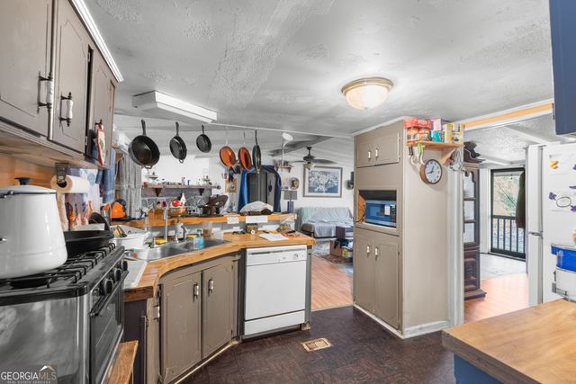 2859 Highway 36 E, Jackson, GA 30233