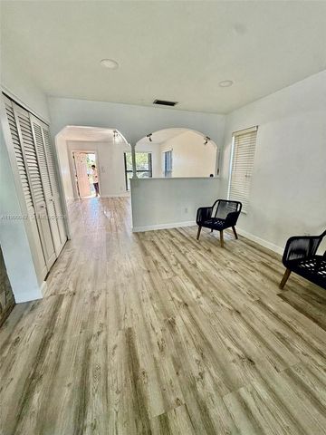 11914 SW 125th Pl, Miami, FL 33186