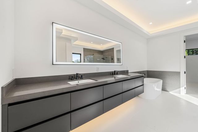 18651 49th Street, Loxahatchee, FL 33470