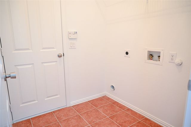 2204 Rockport Drive, Mckinney, TX 75071