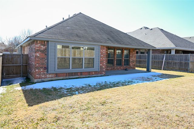 2204 Rockport Drive, Mckinney, TX 75071