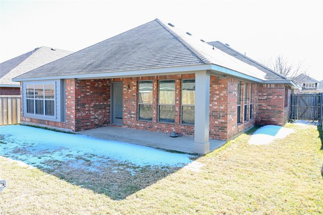 2204 Rockport Drive, Mckinney, TX 75071