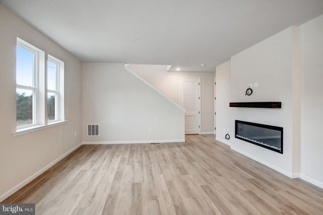 1074 WINTER PL, Bealeton, VA 22712