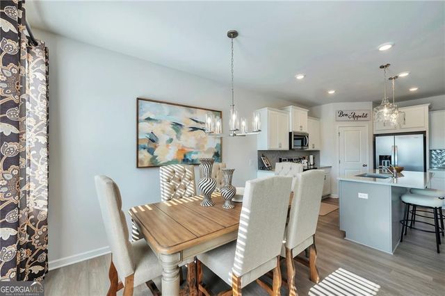 104 Windmill Court, Calhoun, GA 30701