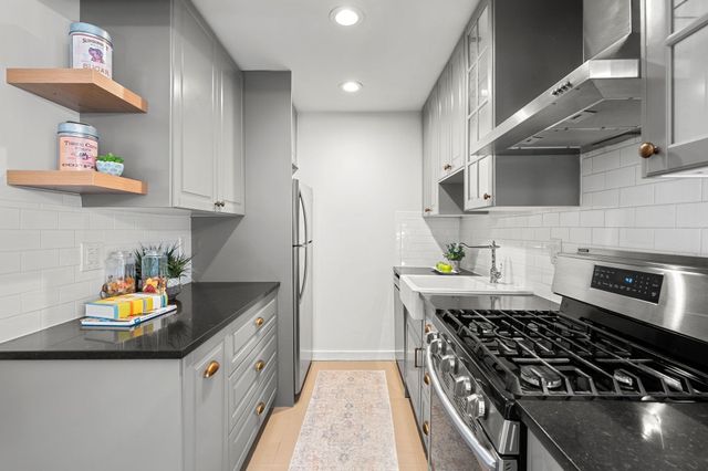 26 Everett St 1, Boston, MA 02130