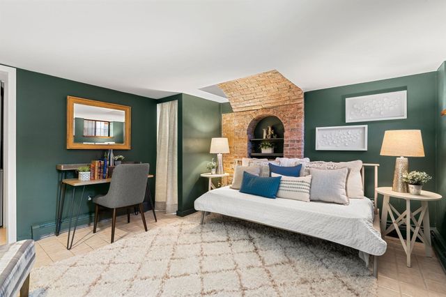 26 Everett St 1, Boston, MA 02130