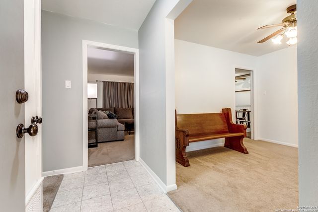 3610 Larkhill, San Antonio, TX 78228