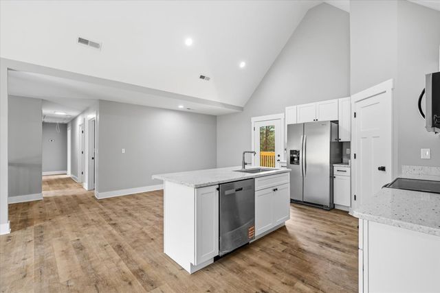 2029 Rolling Hills Way, Rocky Face, GA 30740