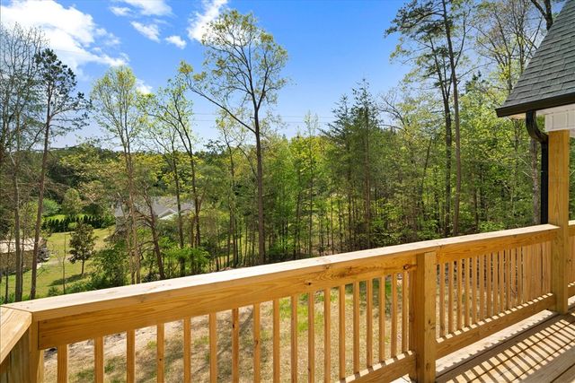 2029 Rolling Hills Way, Rocky Face, GA 30740