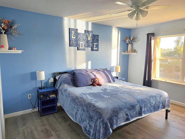 5725 GREENWOOD AVENUE 5201, North Port, FL 34287