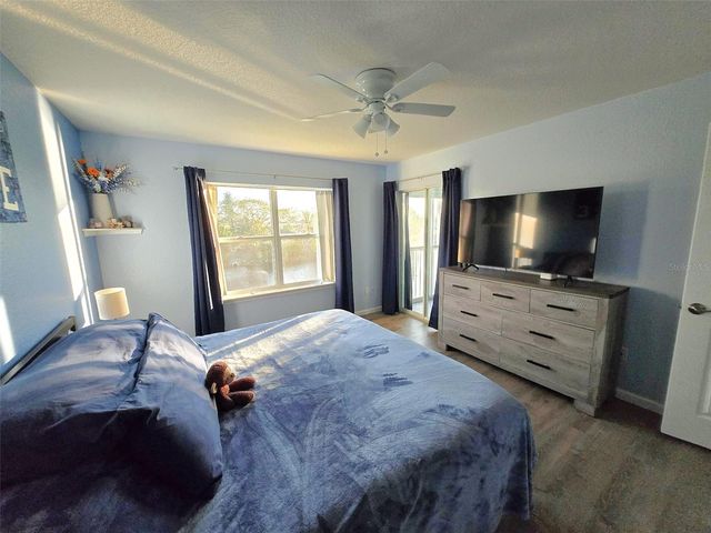 5725 GREENWOOD AVENUE 5201, North Port, FL 34287