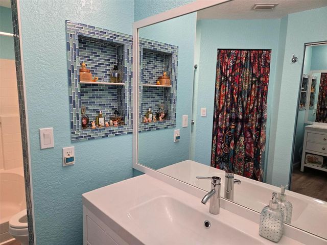 5725 GREENWOOD AVENUE 5201, North Port, FL 34287