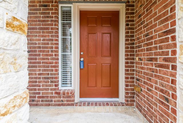 2029 Creek Run Drive, Pearland, TX 77584