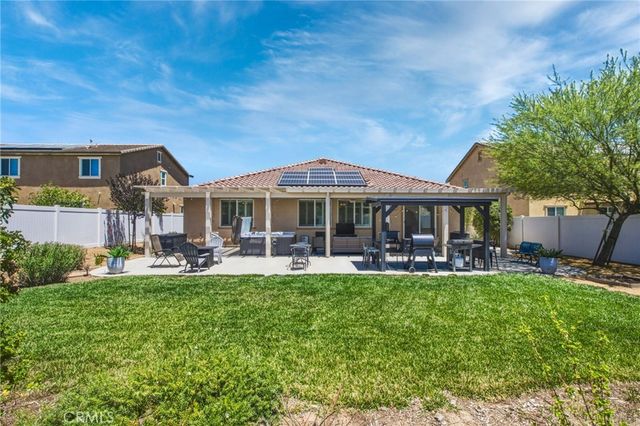 26873 Twin Hills Circle, Moreno Valley, CA 92555