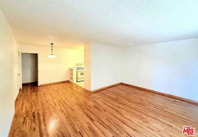 12325 Riverside Drive, Valley Village, CA 91607