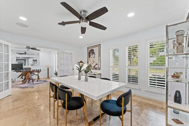 5511 Queensloch Drive, Houston, TX 77096