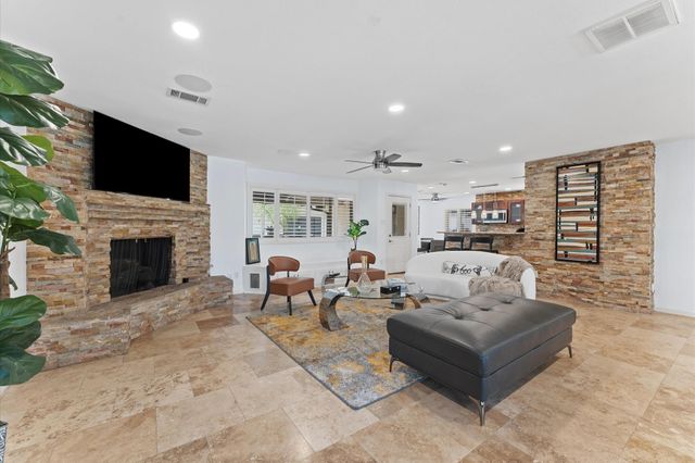 5511 Queensloch Drive, Houston, TX 77096