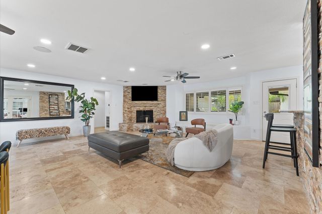 5511 Queensloch Drive, Houston, TX 77096