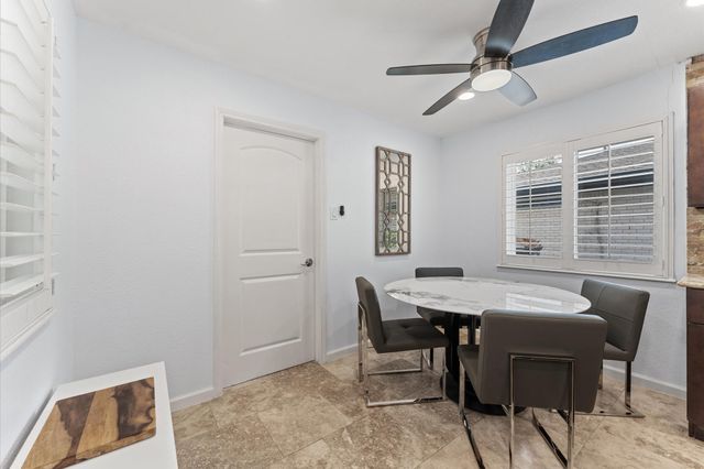 5511 Queensloch Drive, Houston, TX 77096