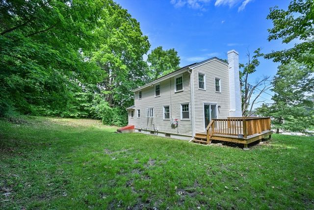 48 Central St, Auburn, MA 01501