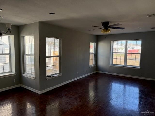 927 S 5th Avenue, Edinburg, TX 78539