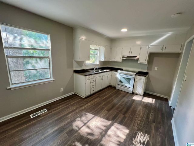900 VON DALE CIRCLE, Birmingham, AL 35215