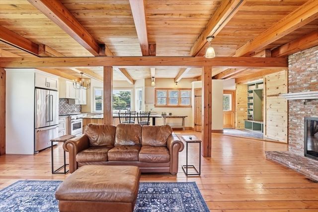 35 Durham Drive, Falmouth, MA 02536