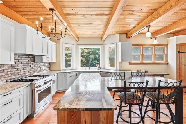 35 Durham Drive, Falmouth, MA 02536