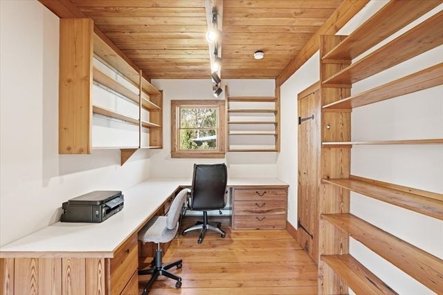 35 Durham Drive, Falmouth, MA 02536