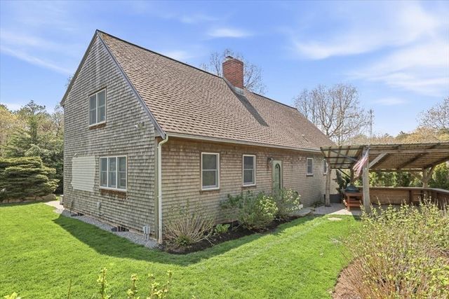 35 Durham Drive, Falmouth, MA 02536
