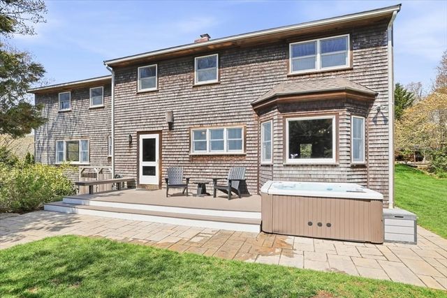 35 Durham Drive, Falmouth, MA 02536