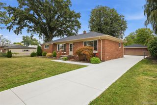 6326 Lathers Street, Garden City, MI 48135