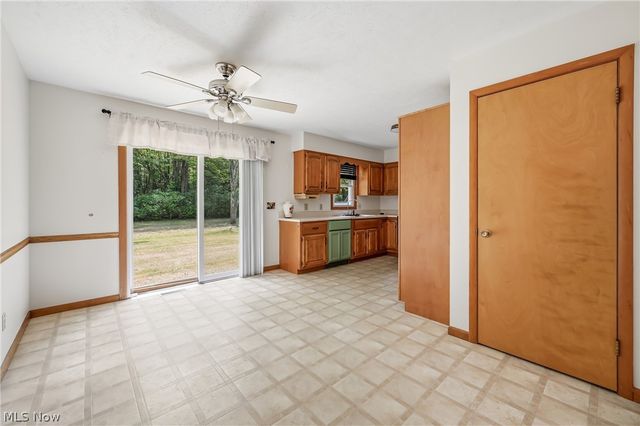 1280 Sterling Drive, Cortland, OH 44410
