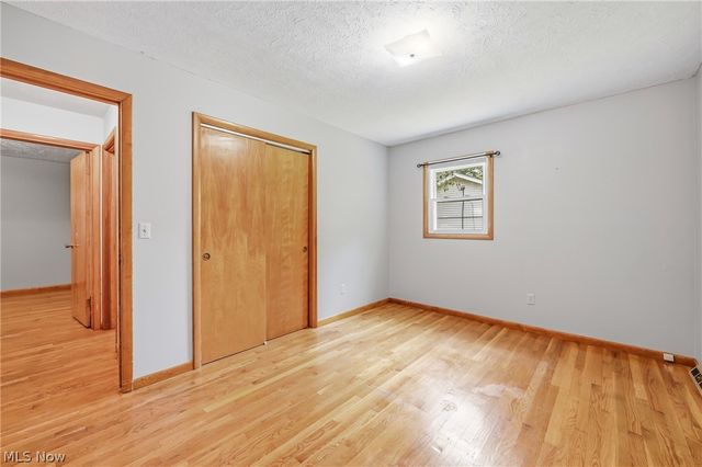 1280 Sterling Drive, Cortland, OH 44410