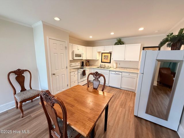 1914 Trent Boulevard 9, New Bern, NC 28560