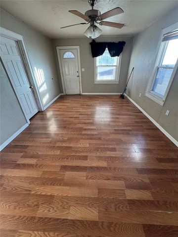 905 E Rogers Street, El Reno, OK 73036