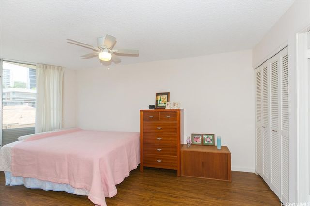 1535 Pensacola Street 304, Honolulu, HI 96822