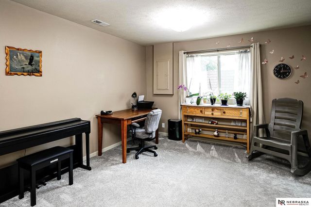 7115 N 138 Avenue Circle, Omaha, NE 68142