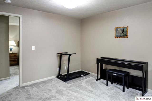 7115 N 138 Avenue Circle, Omaha, NE 68142