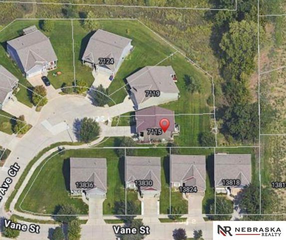 7115 N 138 Avenue Circle, Omaha, NE 68142