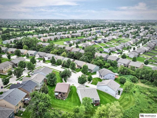 7115 N 138 Avenue Circle, Omaha, NE 68142